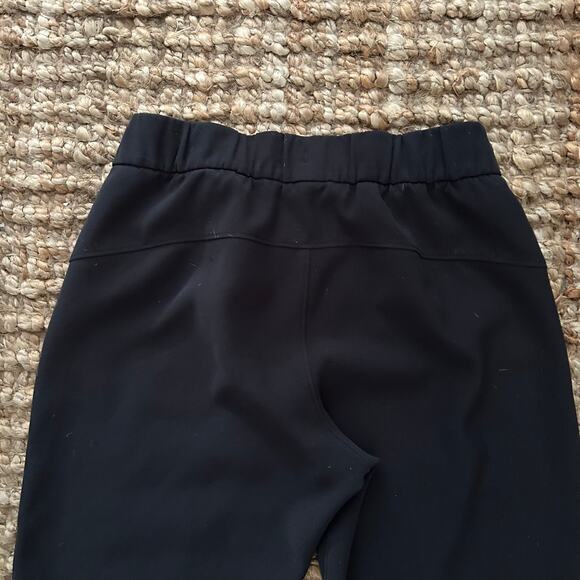 Lululemon On The Fly Jogger – Black – Size 4 – Excellent Condition - Picture 8 of 11